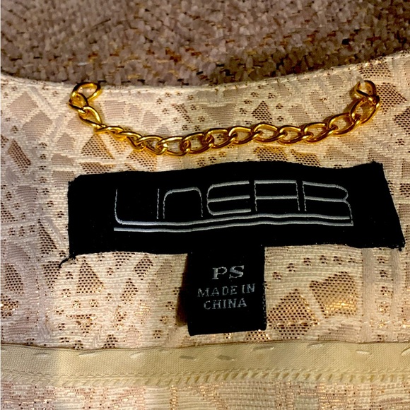 JACKET SHORT AND CLASSY. CREAM AND GOLD BROCADE SIZE PS NEW - Picture 5 of 6